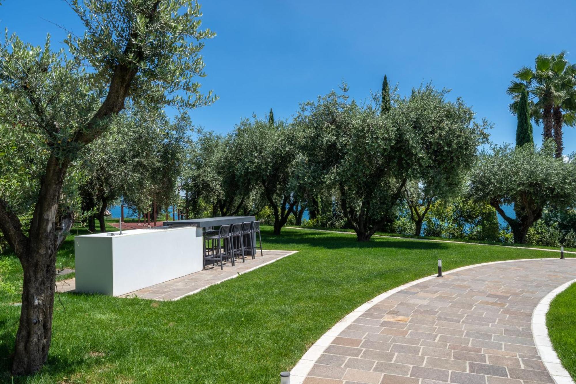Villa Silvia Apartments San Felice del Benaco Exterior foto